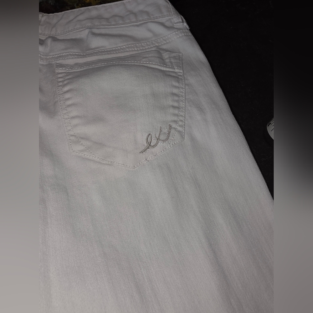 Express White Cropped Jeans for Women - Picture 11 of 11